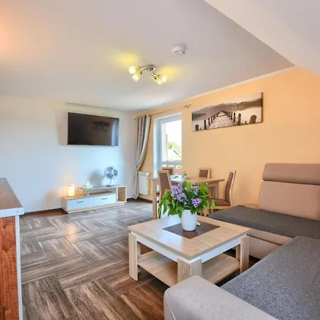 Apartament Bieszczadzki Horyzont Ustrzyki Dolne Zewnętrze zdjęcie
